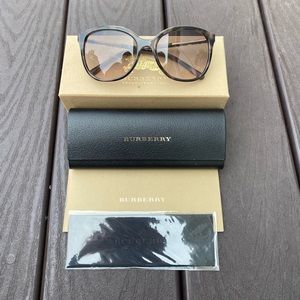 Burberry sunglasses